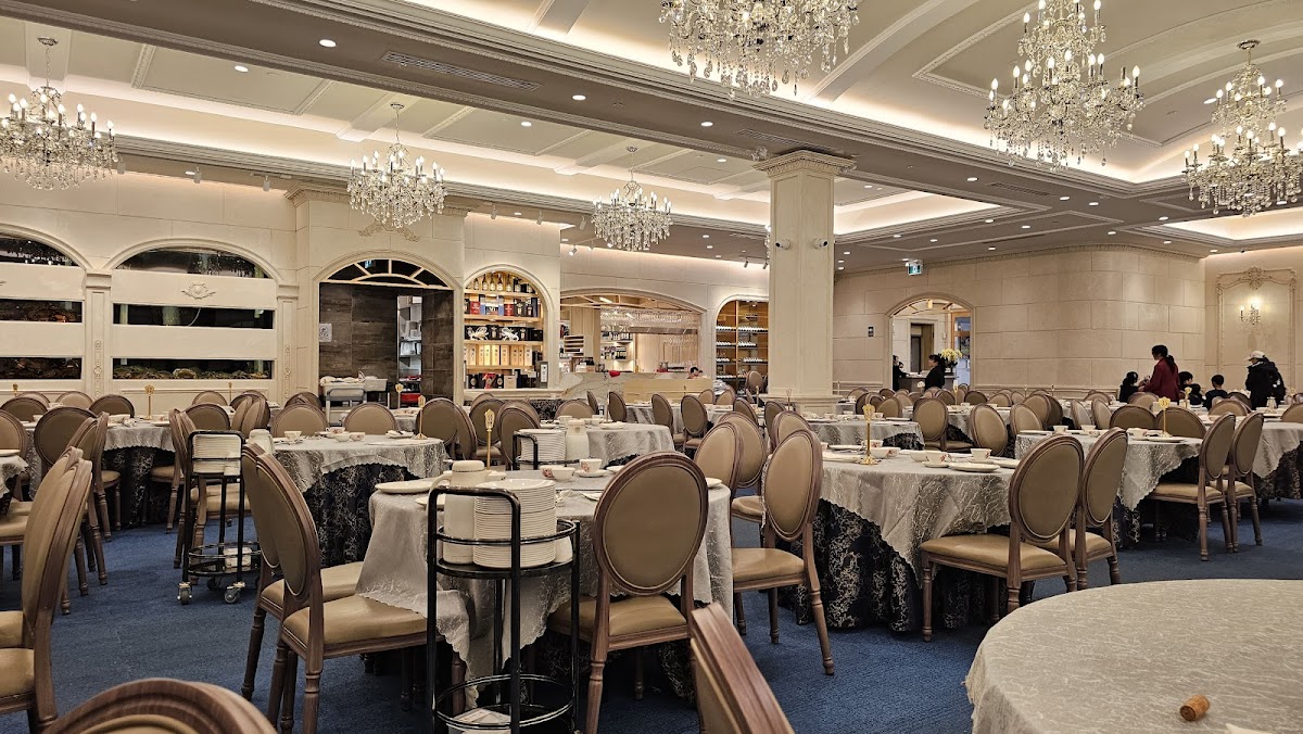 Jumbo Lobster Restaurant-1